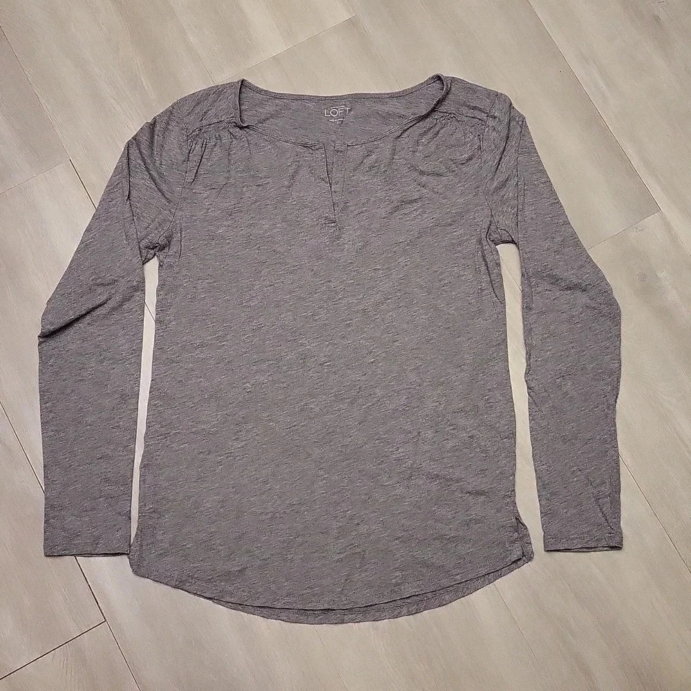 Ann Taylor‎ Loft Basic Long Sleeve Top Grey Womens Size Small Capsule